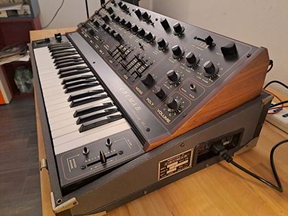 Crumar-DS-2 vintage monster mono+polysynth